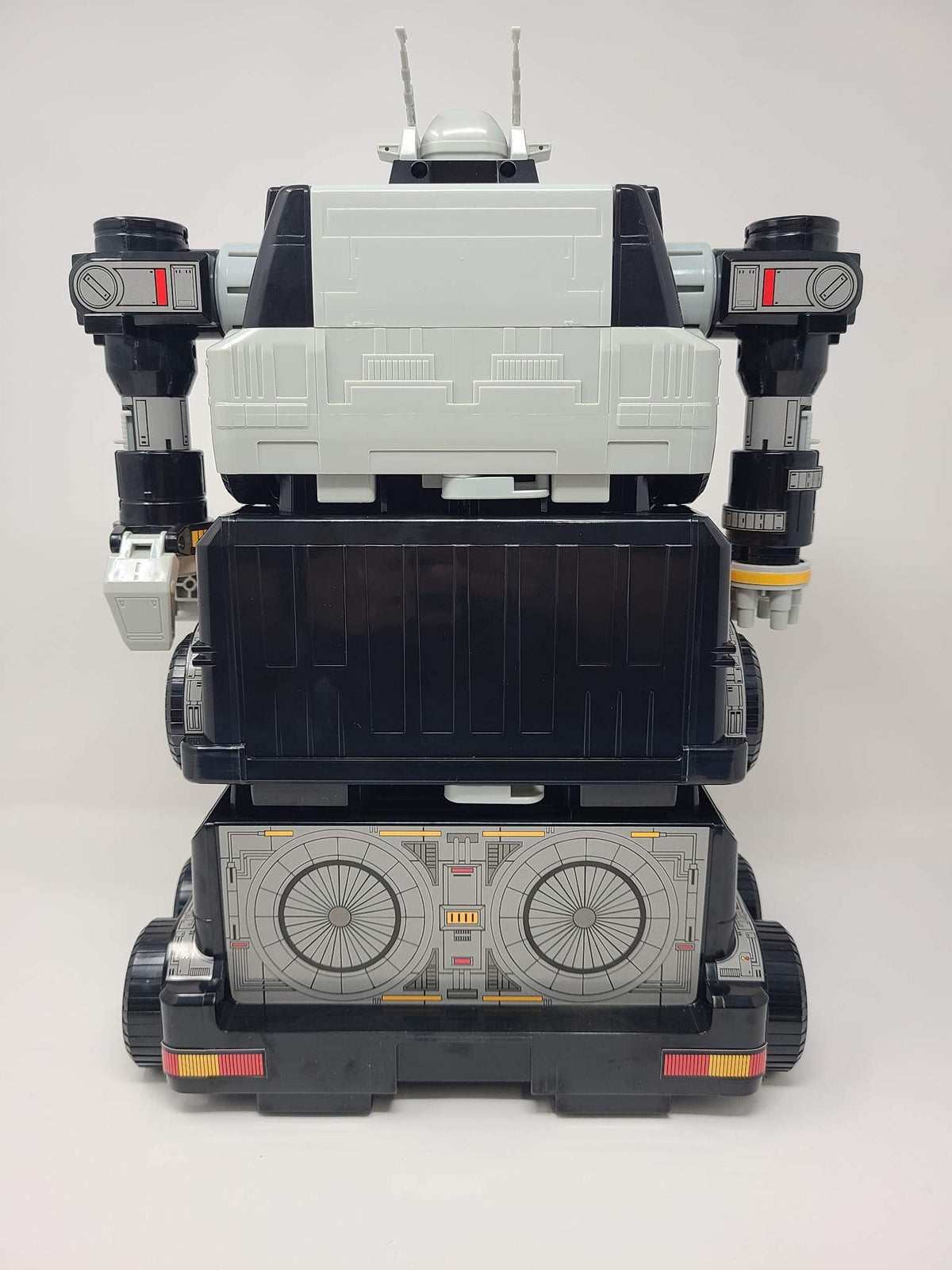 Artillatron Labels