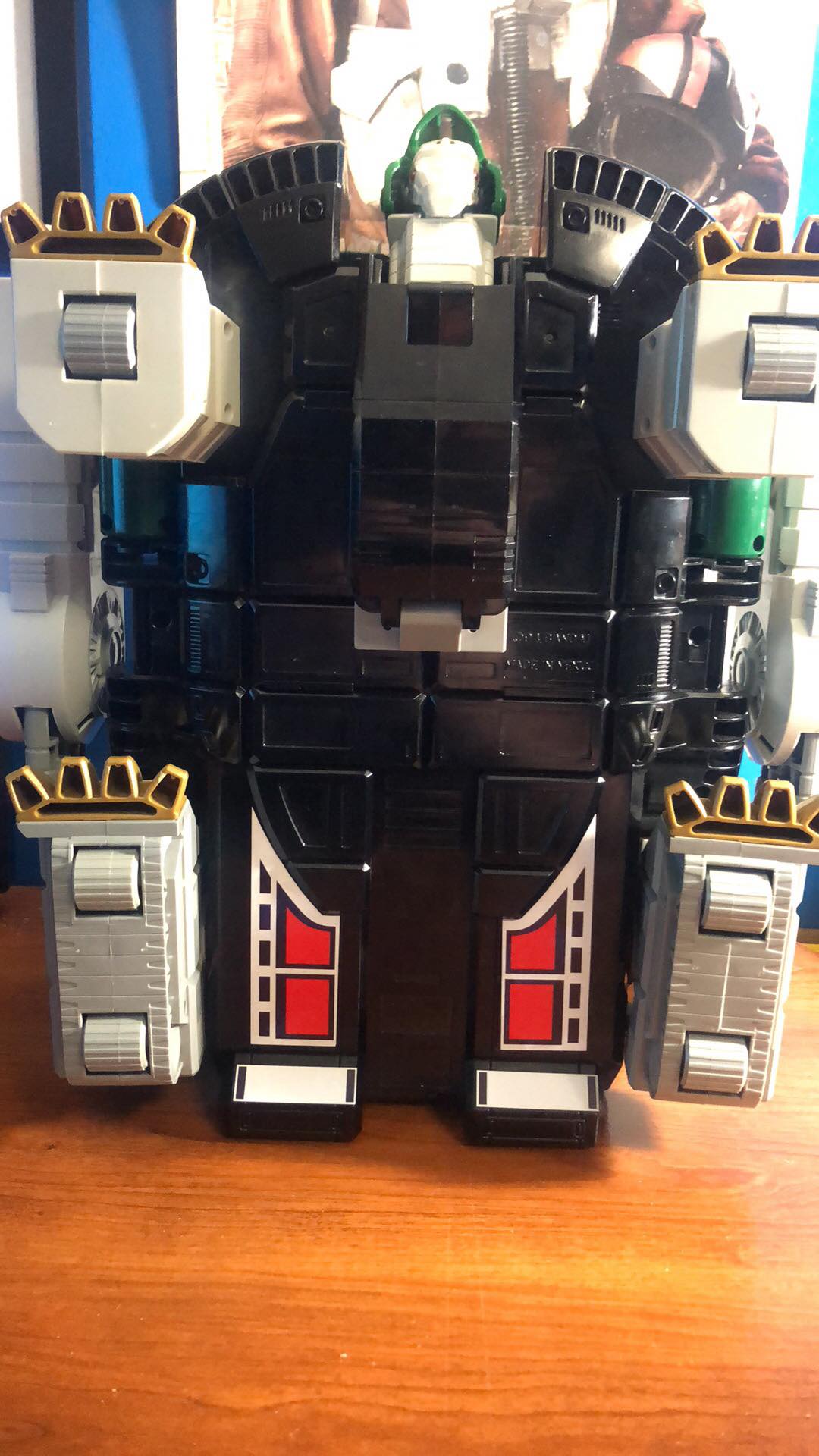 Tor the Shuttlezord Labels (NEWER VERSION NOW AVAILABLE)